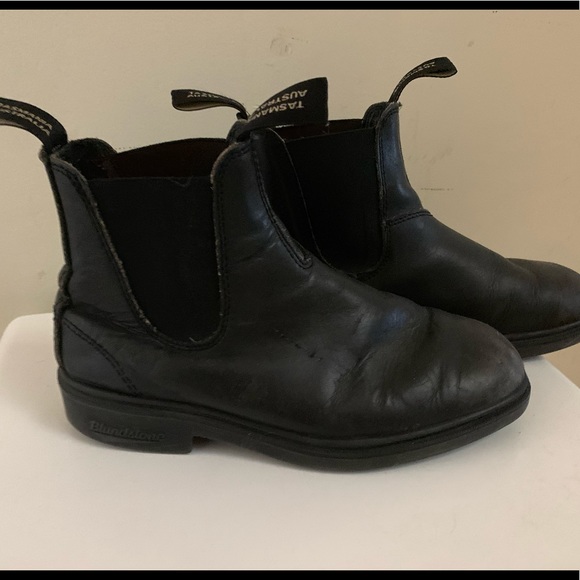 blundstones poshmark